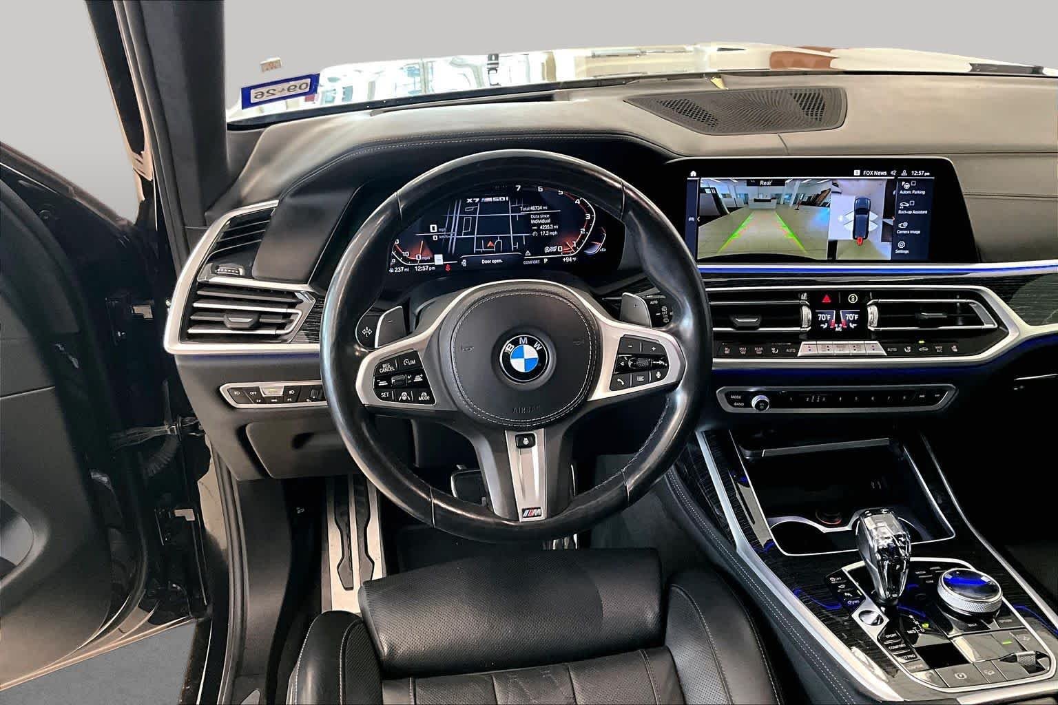 Used 2022 Black Sapphire Metallic BMW M50i image 16