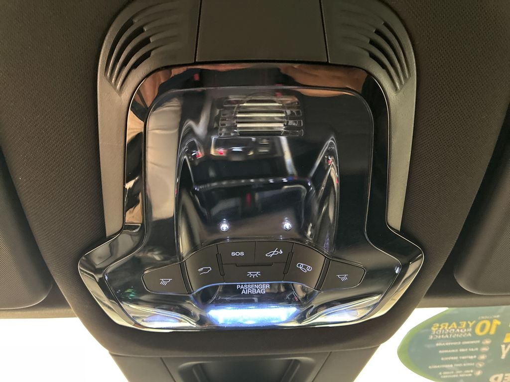 Used 2024  Dodge GT image 27