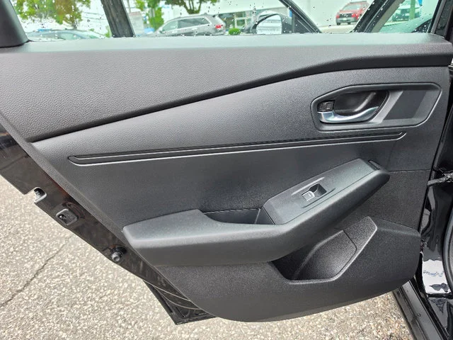 Used 2025 Crystal Black Pearl Honda SE image 24