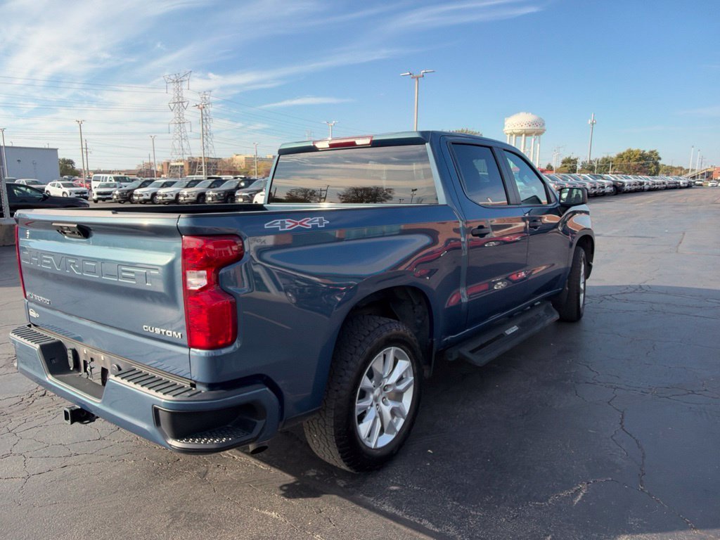 Used 2024 Blue Chevrolet Custom image 6
