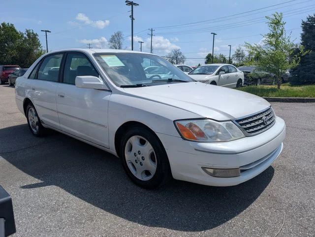 2003 Toyota Avalon XLS Bench's photo