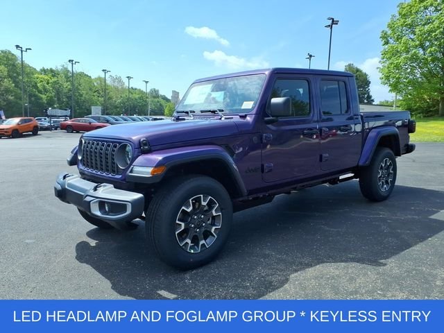 New 2026 Reign Jeep Sahara image 3