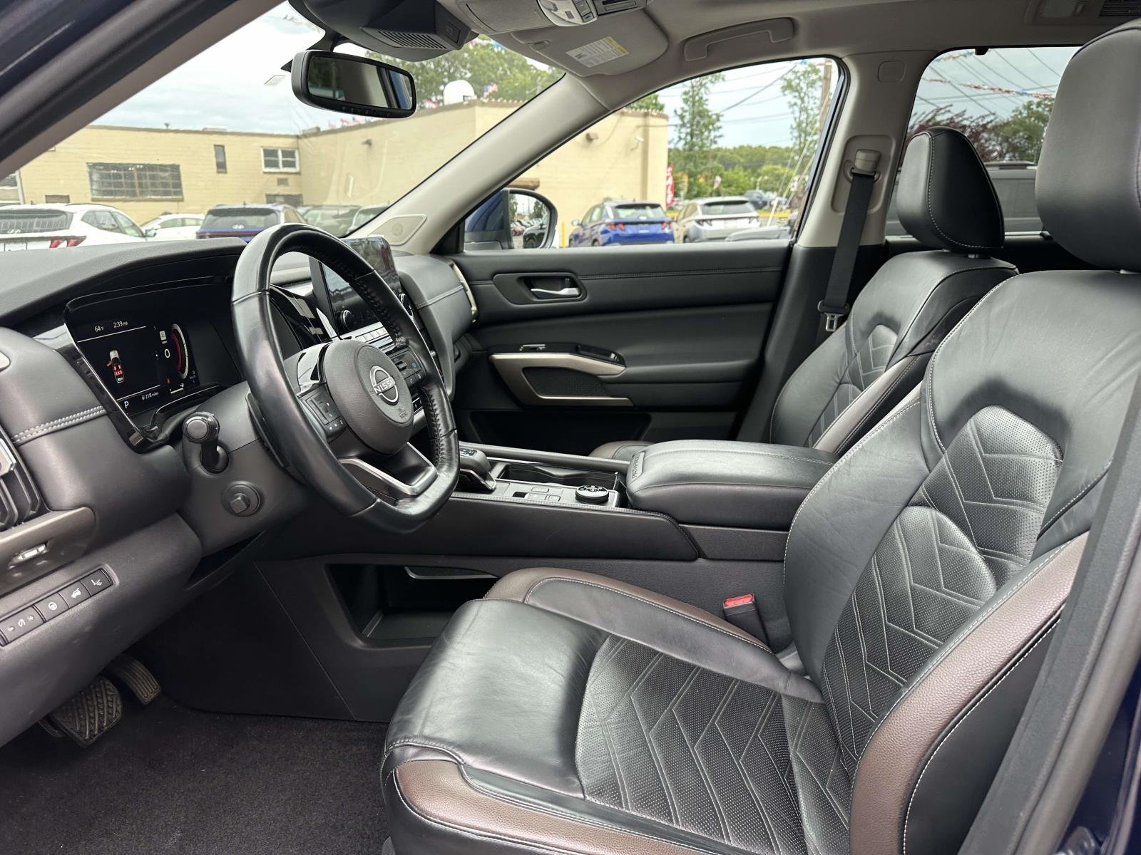 2022 Nissan Pathfinder Platinum - Photo 22