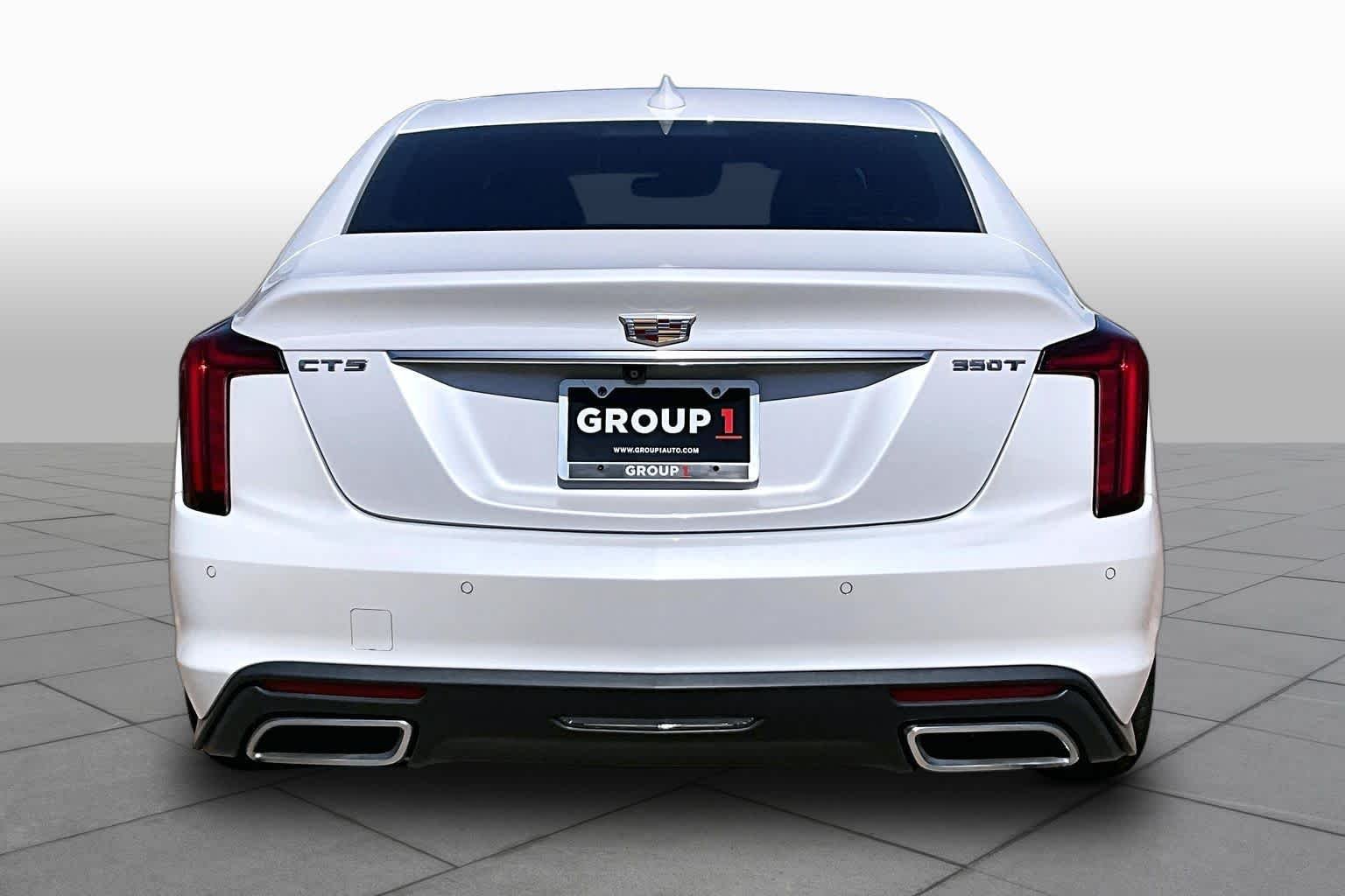 Used 2022 Crystal White Tricoat Cadillac Luxury image 5