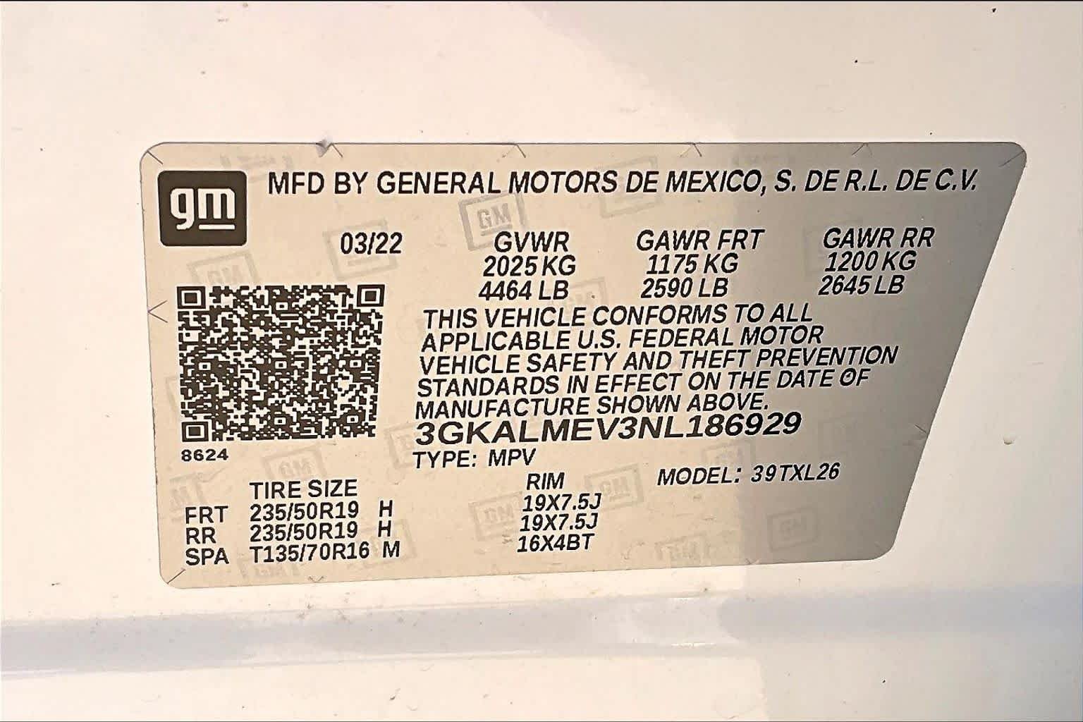 Used 2022 Summit White GMC SLE image 20