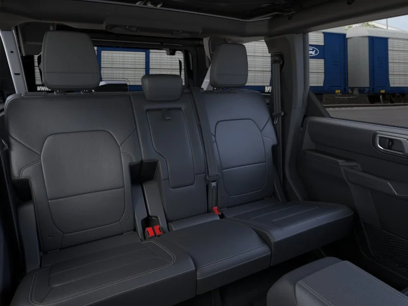 New 2026 Avalanche Gray Ford Badlands image 38