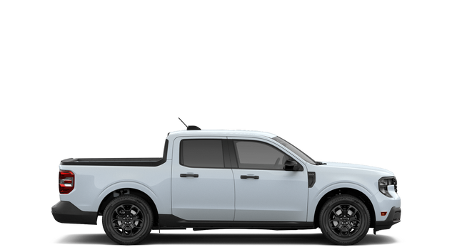New 2026 Space White Metallic Ford XLT image 29