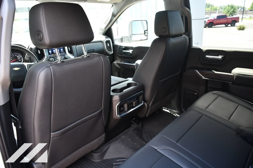 Used 2022 Summit White Chevrolet LTZ image 24
