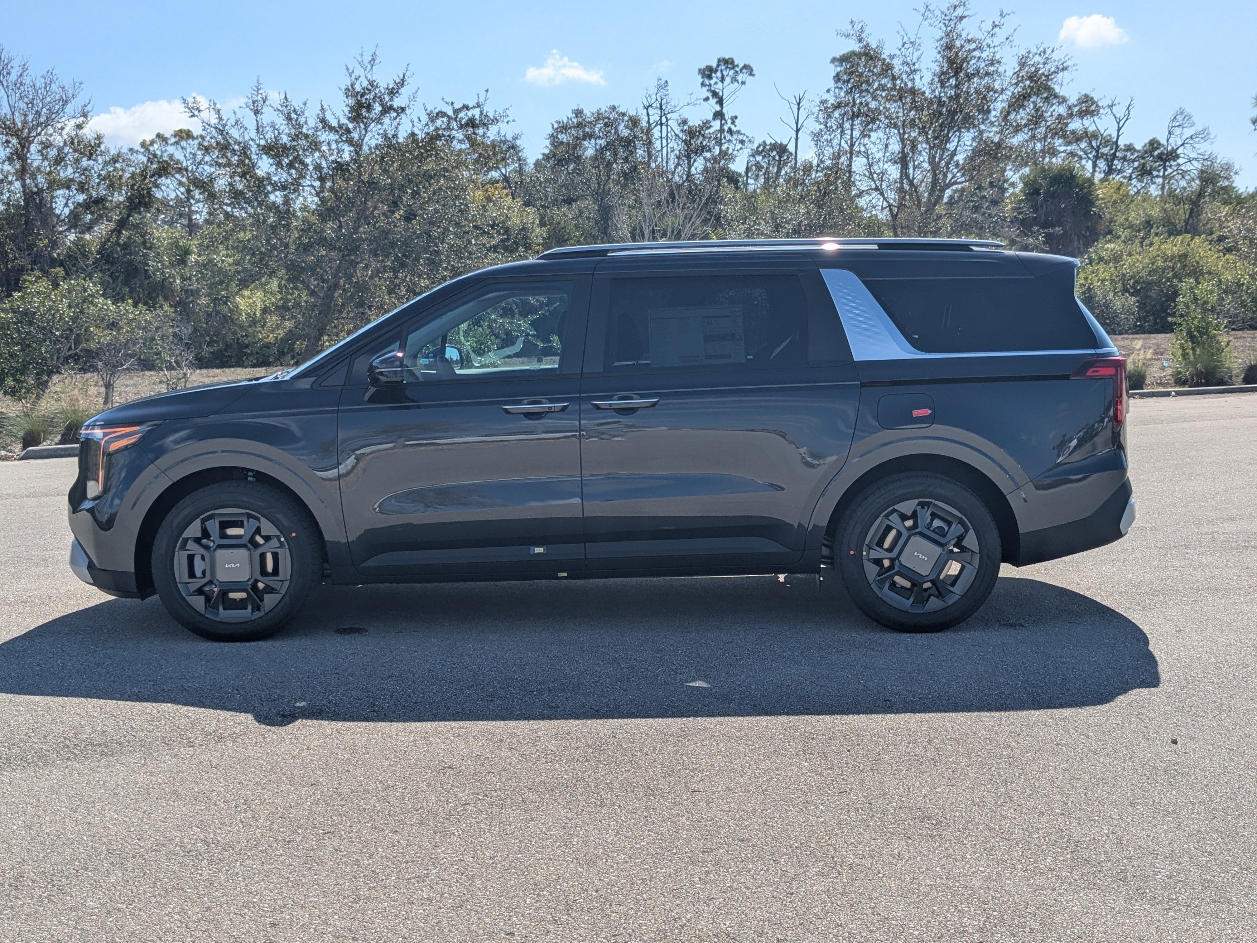 New 2026 Panthera Metal Kia EX image 8