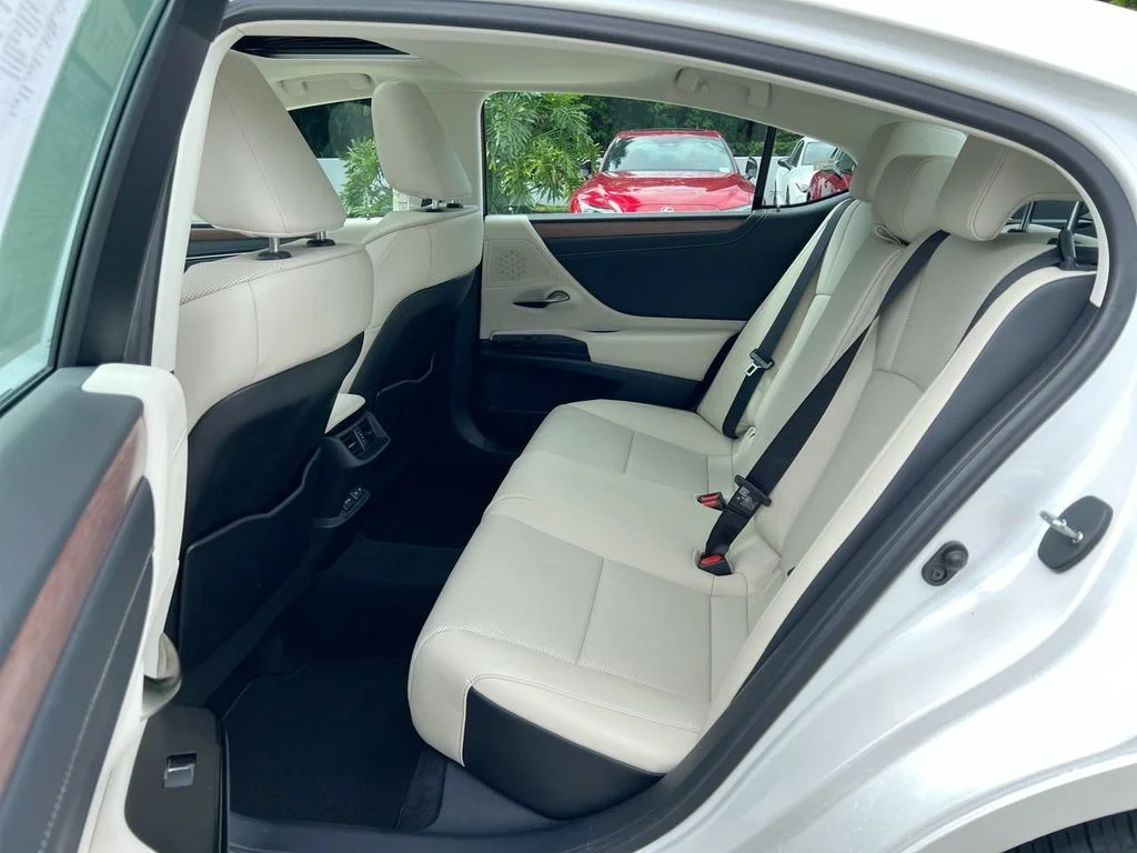 Certified Used 2024 EMINENT WHITE PEARL Lexus 350 image 19