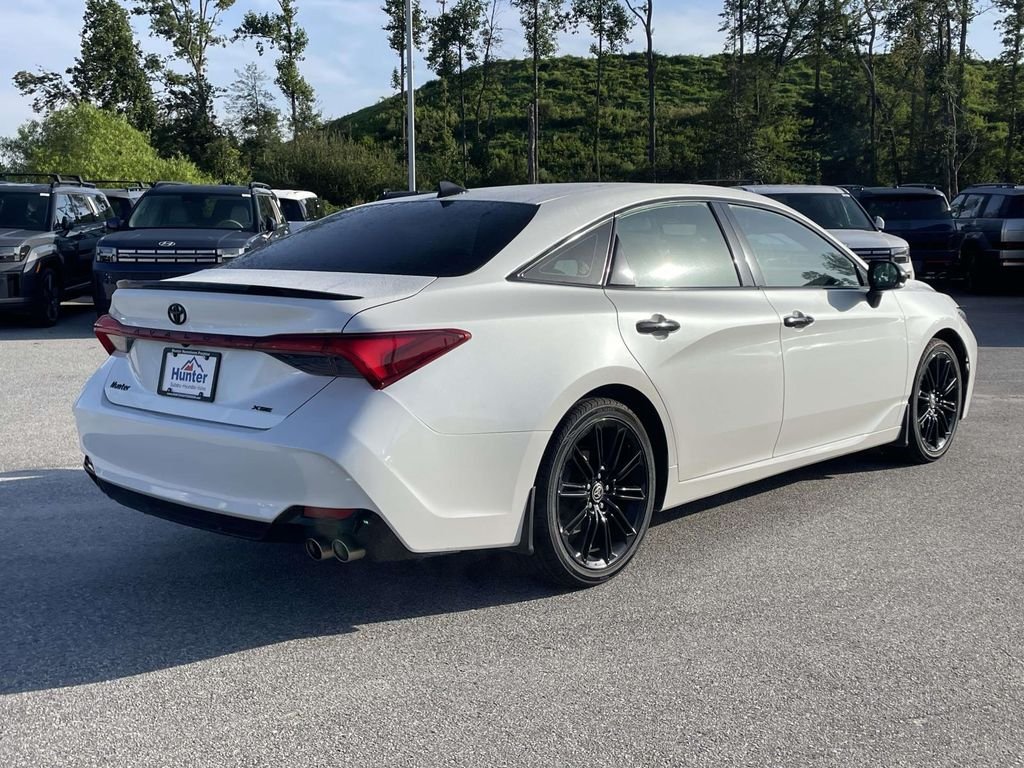 Used 2021 Wind Chill Pearl Toyota XSE Nightshade image 28