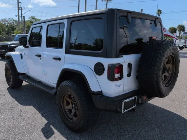 Used 2021 White Jeep Unlimited Sahara image 6