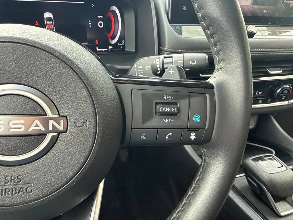 Used 2024 Gray Nissan SL image 17