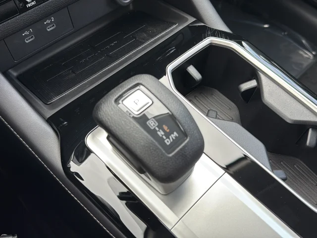 New 2026 Black Mitsubishi ES 1.5T 2WD image 23