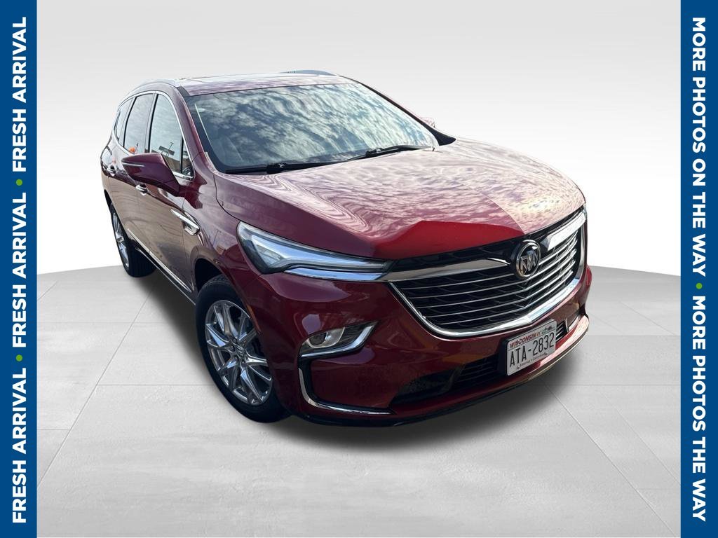 Used 2023 Red Buick Essence image 1