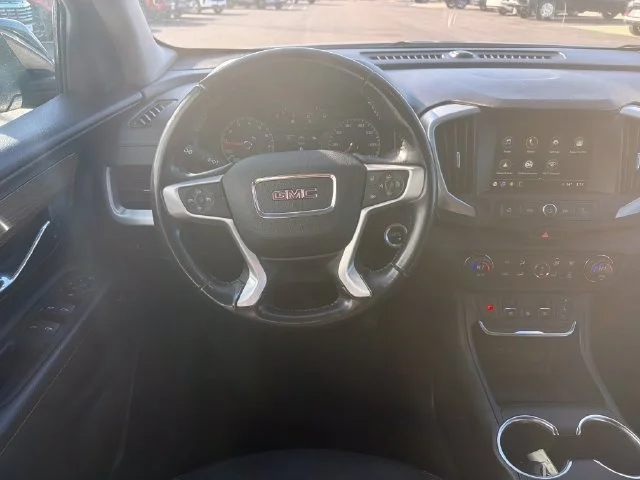 Used 2018 Black GMC SLE image 16