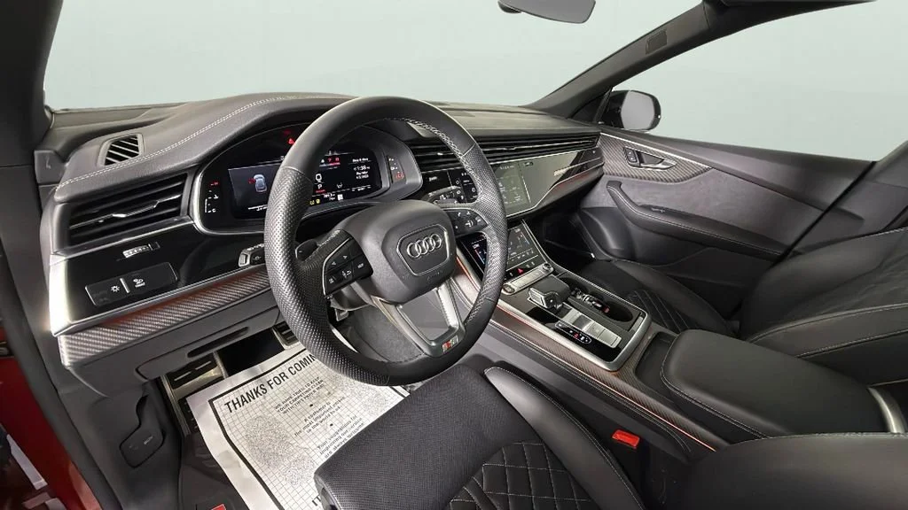 Used 2025 Red Audi Premium Plus 4.0 TFSI quattro image 18