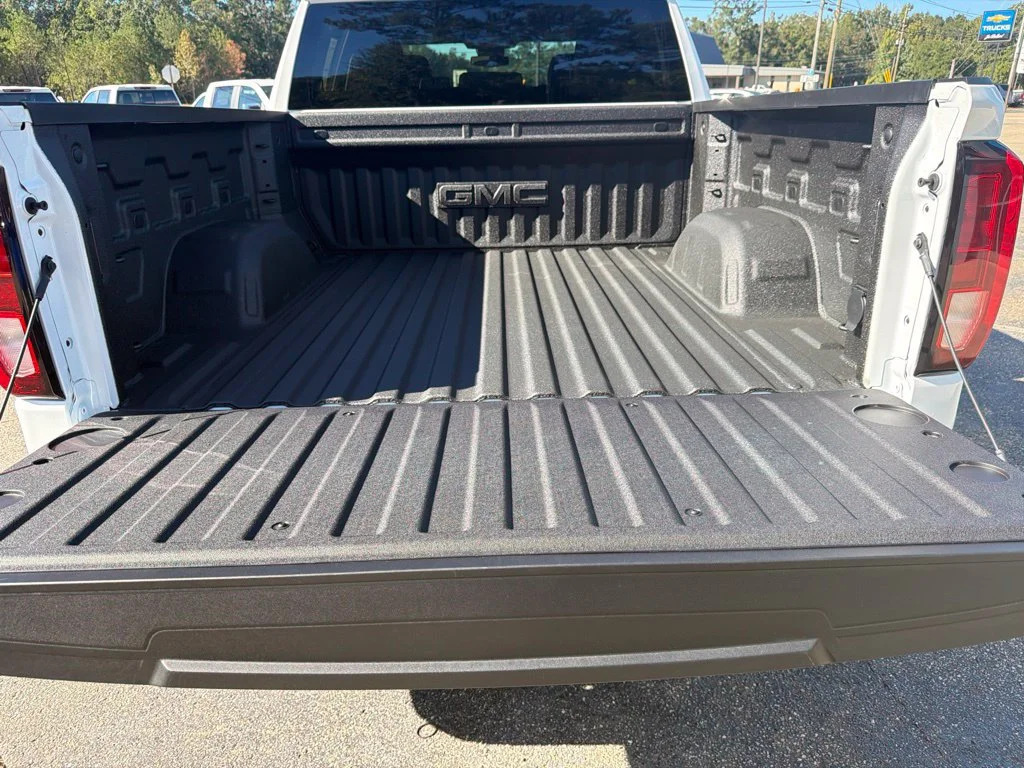 New 2026 Summit White GMC Elevation image 31