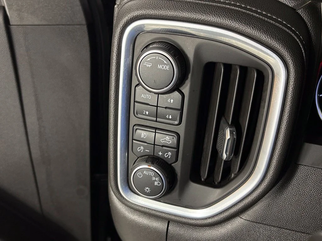 Used 2021 Black Chevrolet RST image 25