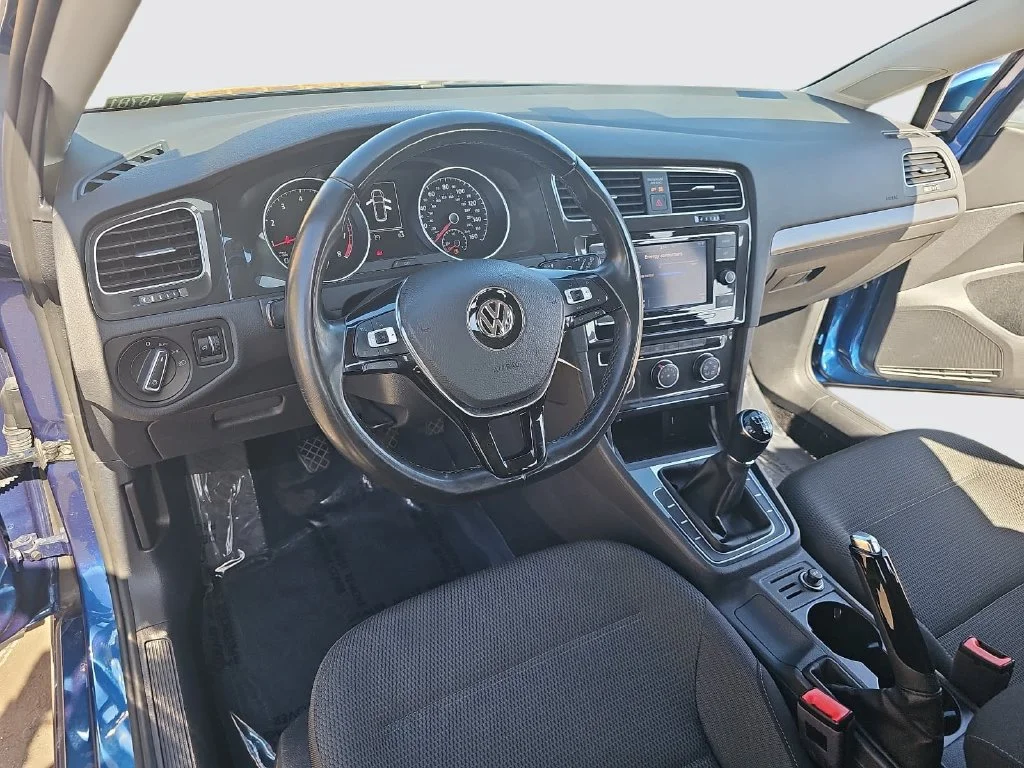 Used 2019 Blue Volkswagen S image 15