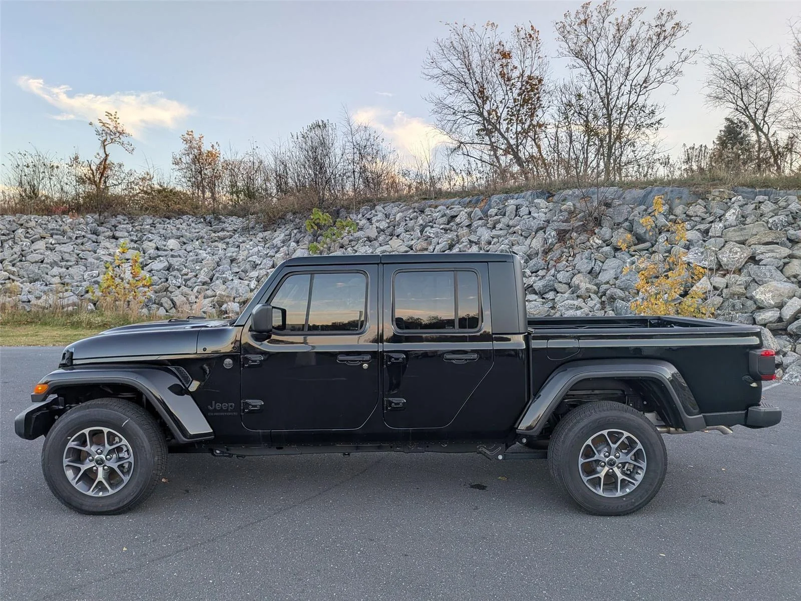 2025 Jeep Gladiator Sport S - Photo 8