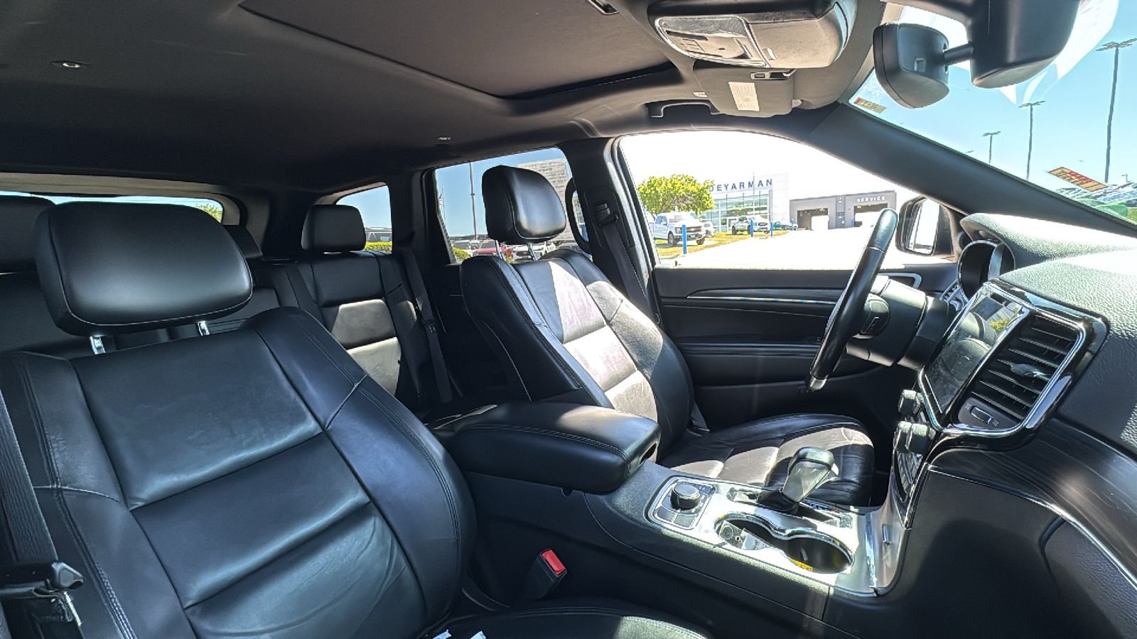 Used 2020 Black Jeep Limited image 18