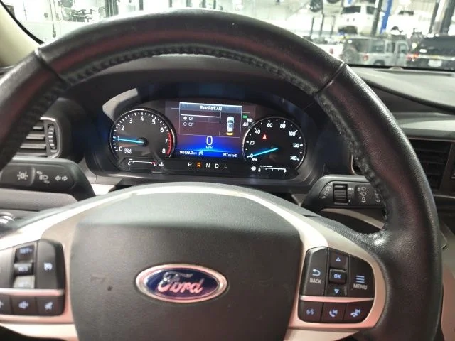 Used 2021 Blue Ford XLT image 17