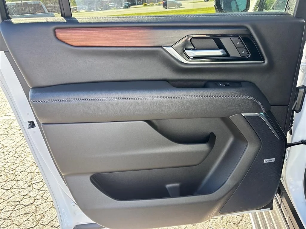 Used 2026 White GMC Denali image 18