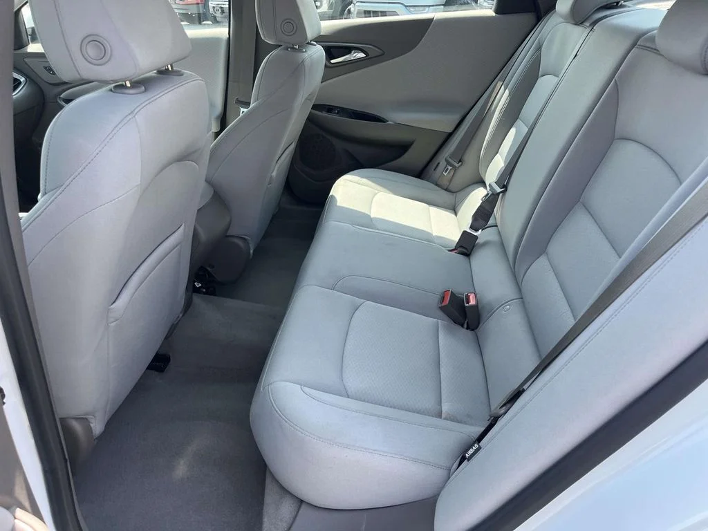 Used 2020 White Chevrolet LS image 12