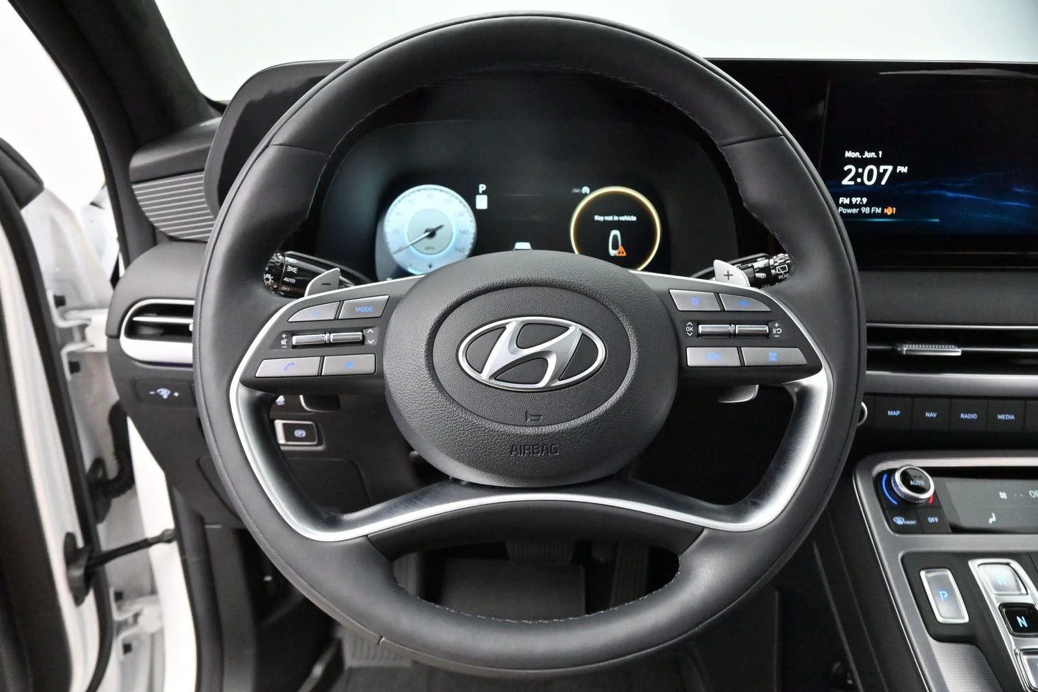 Used 2024 Hyper White Hyundai Calligraphy image 15