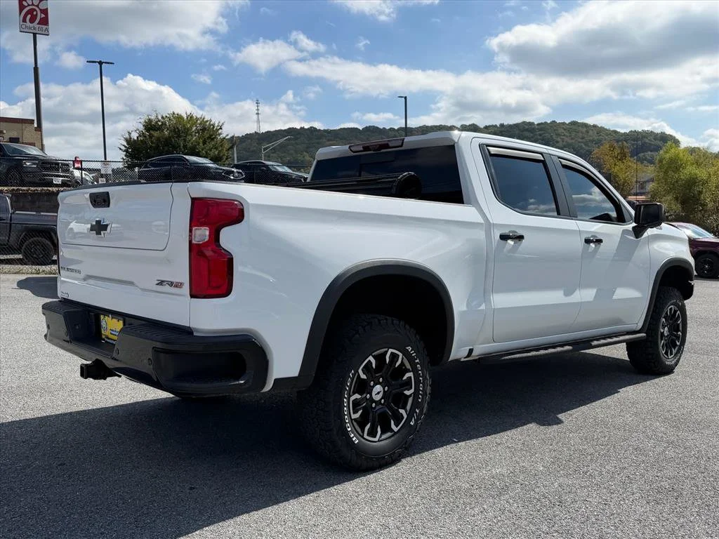 Used 2023 White Chevrolet ZR2 image 13