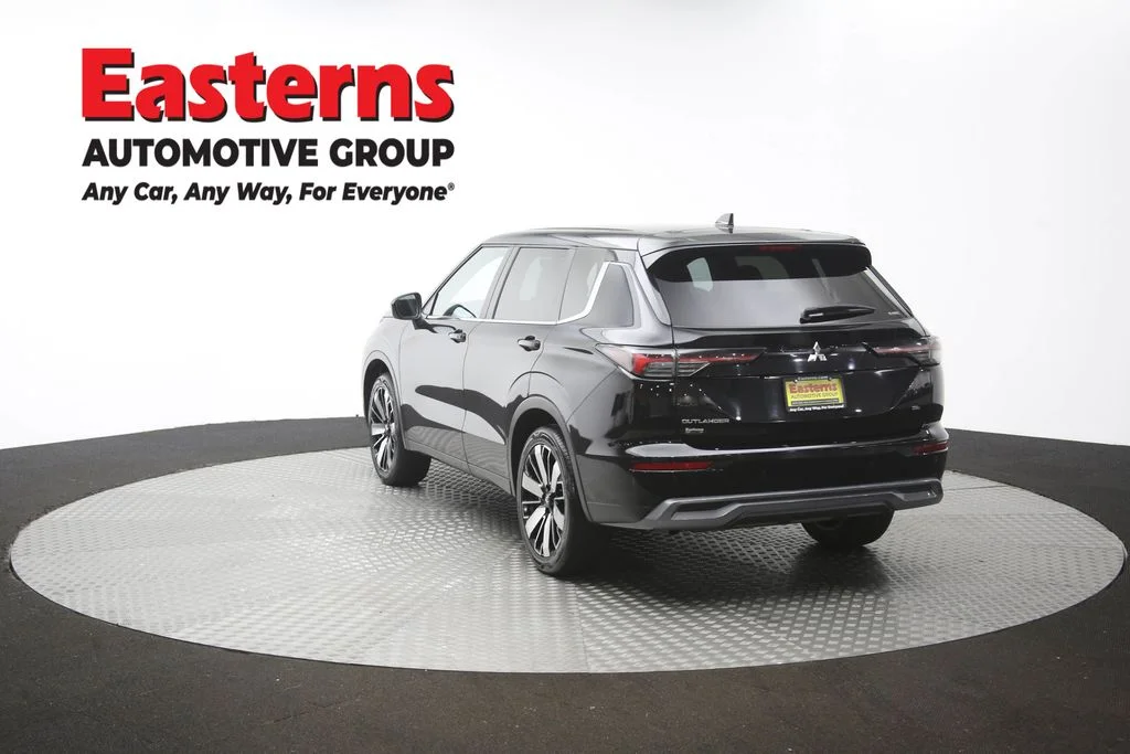 Used 2025 Black Mitsubishi SE image 66