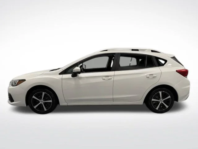 Used 2022 White Subaru Premium image 5