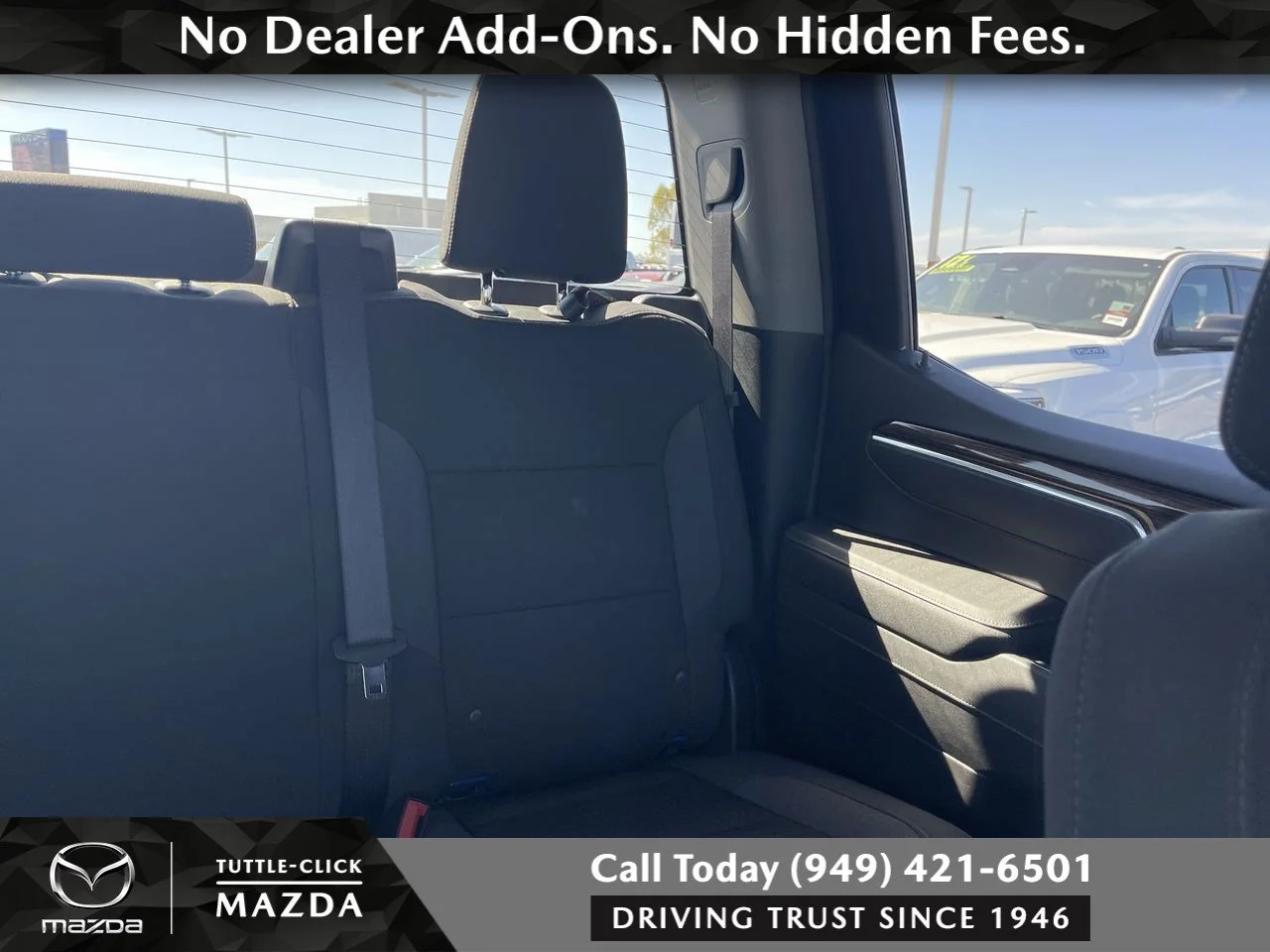Used 2025 Riptide Blue Metallic Chevrolet LT image 9