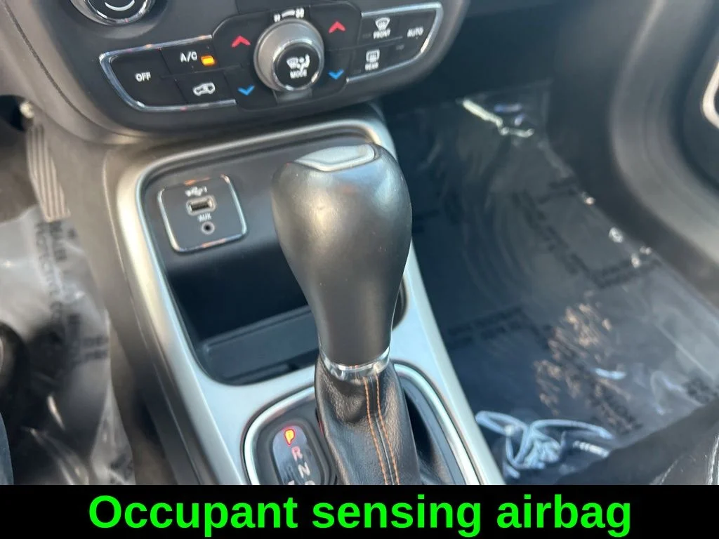 Used 2019 Gray Jeep Latitude image 15
