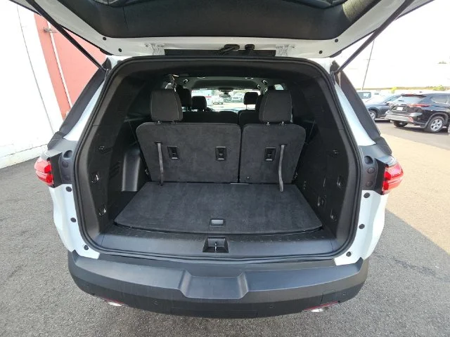 Used 2023 White Chevrolet LT image 35