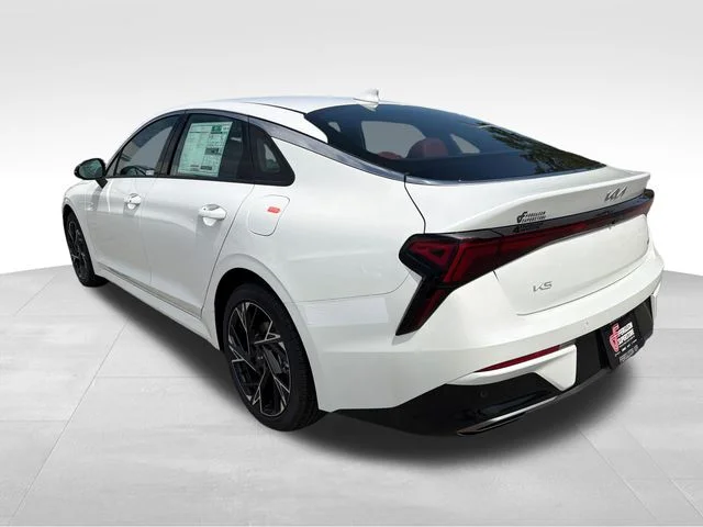 New 2026 White Kia GT-Line image 5