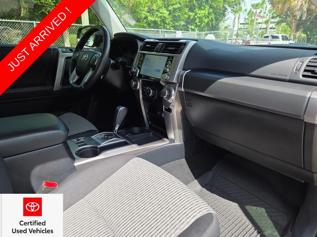 Certified Used 2024  Toyota SR5 image 13