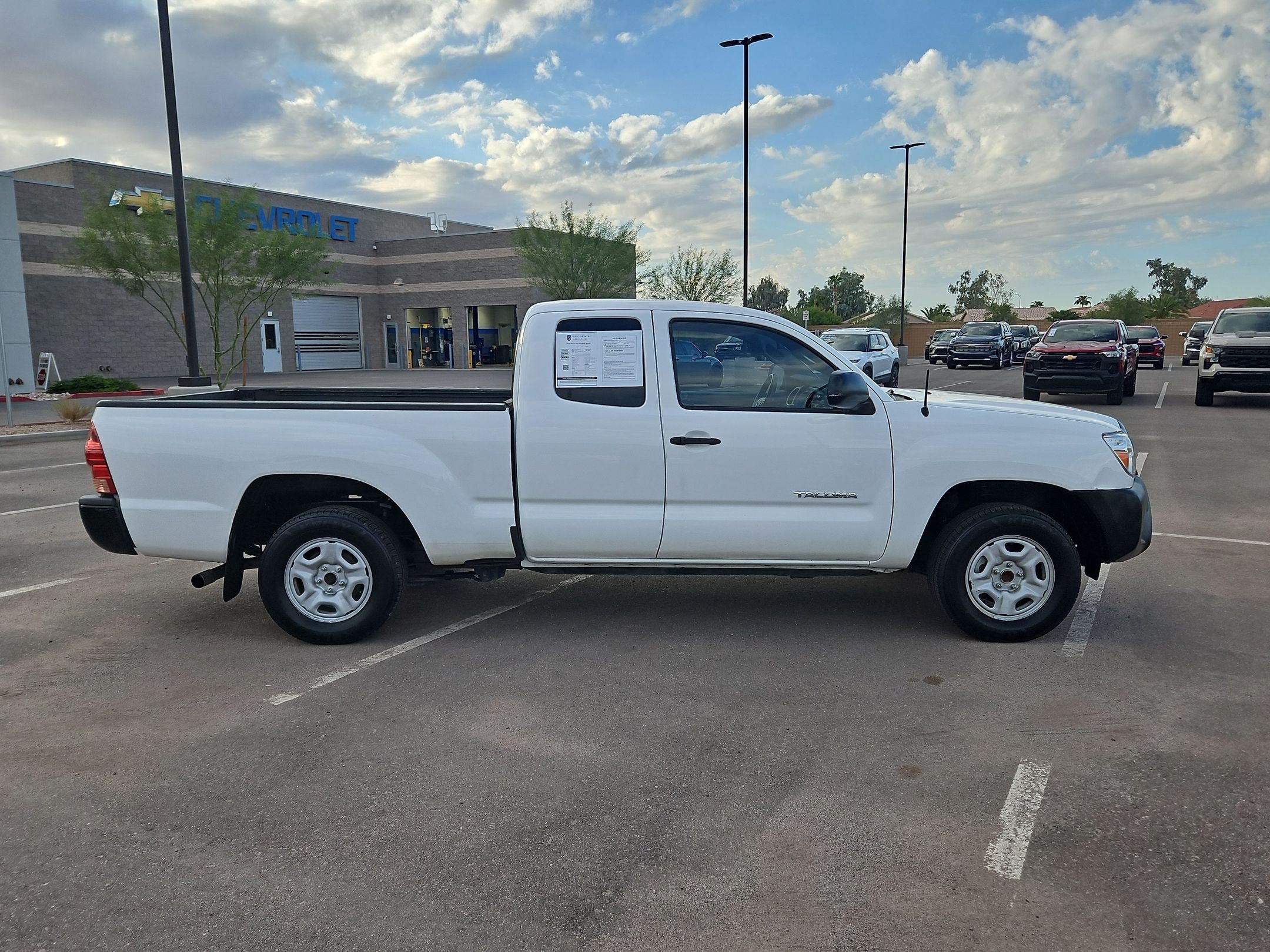 Used 2015 White Toyota BASE image 6