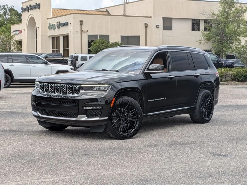 2021 Jeep Grand Cherokee L Summit Reserve's photo