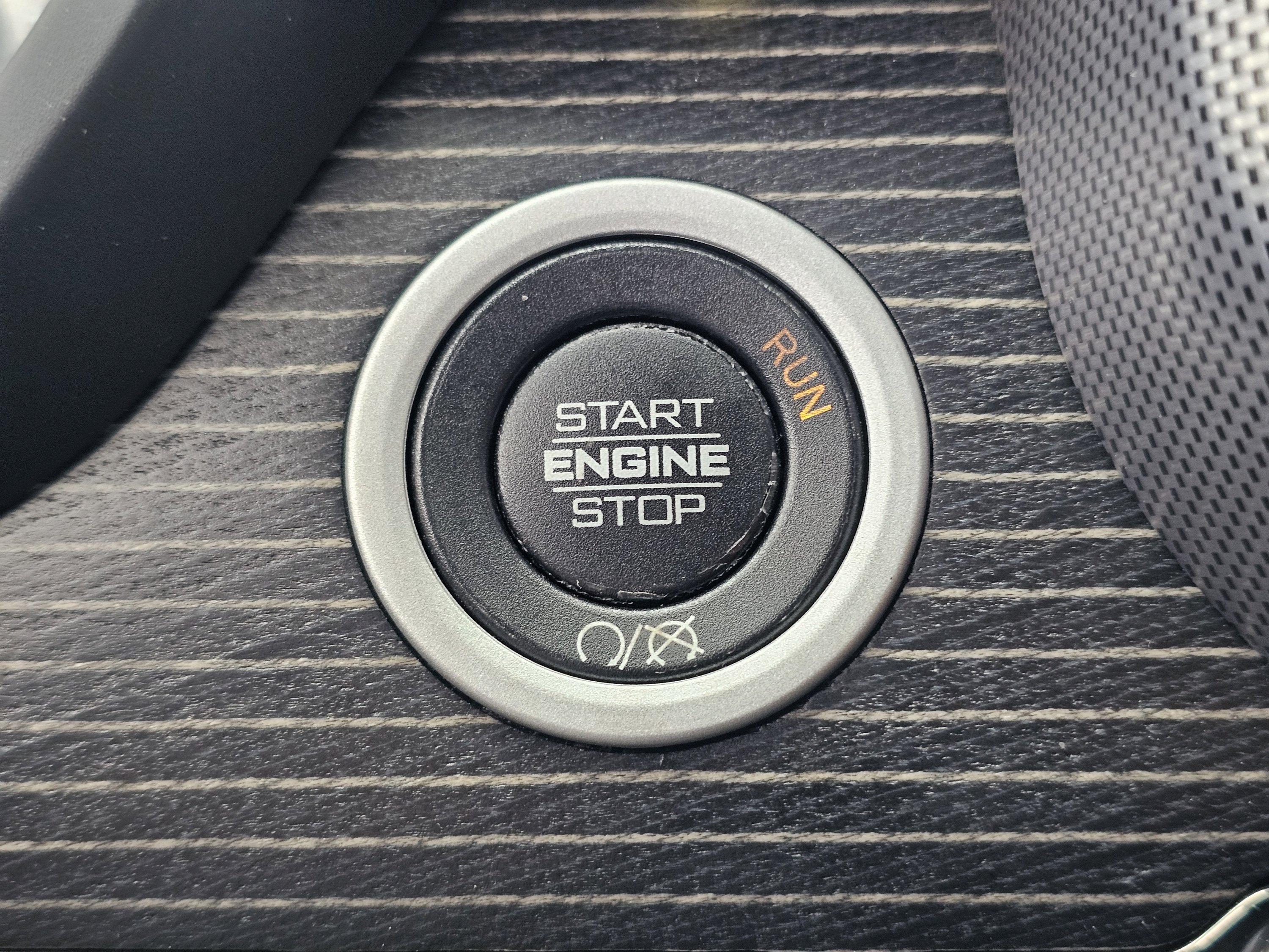 2020 RAM Ram 2500 Pickup Laramie Limited - Photo 25