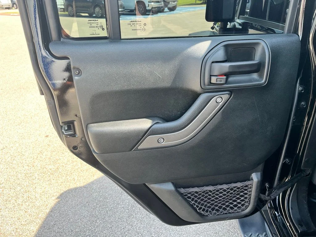 Used 2018 Black Jeep Unlimited Sport image 13