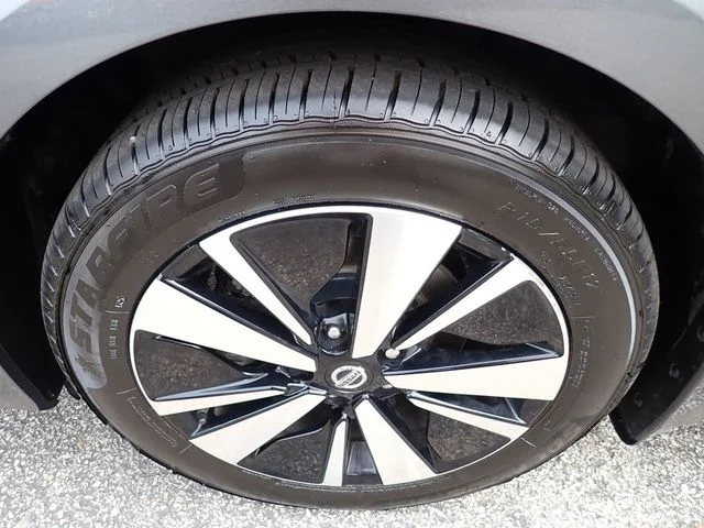 Used 2021 Gray Nissan 2.5 SV image 11