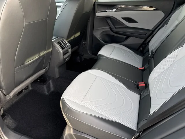 2026 Volkswagen Tiguan SE R-LINE BLACK - Photo 39