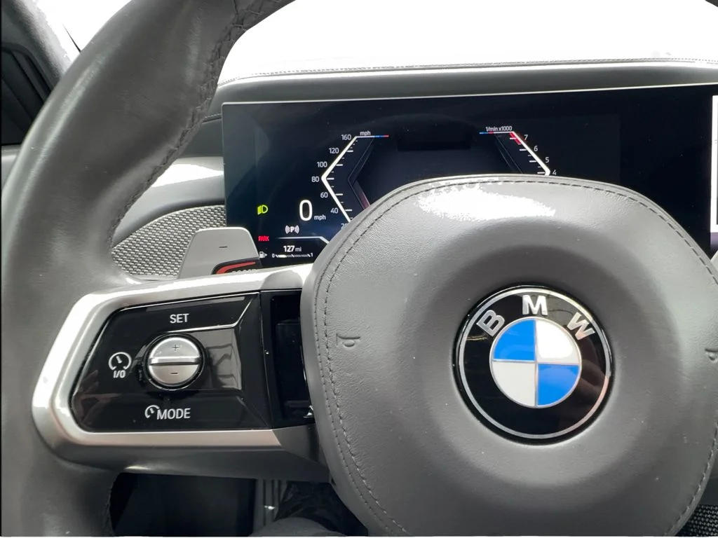 Used 2023 Black BMW 740i image 40