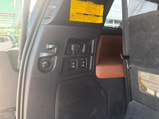 Used 2011 Black Toyota Platinum image 8