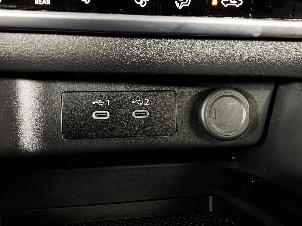 Used 2025 Super Black Nissan SV image 24