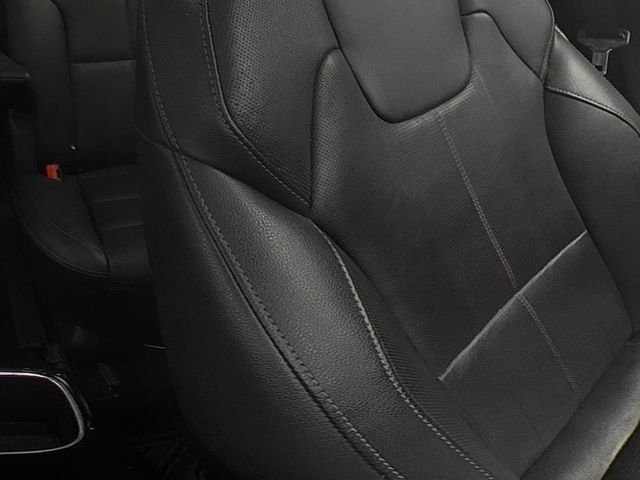 Used 2022 Silver Kia SX image 36