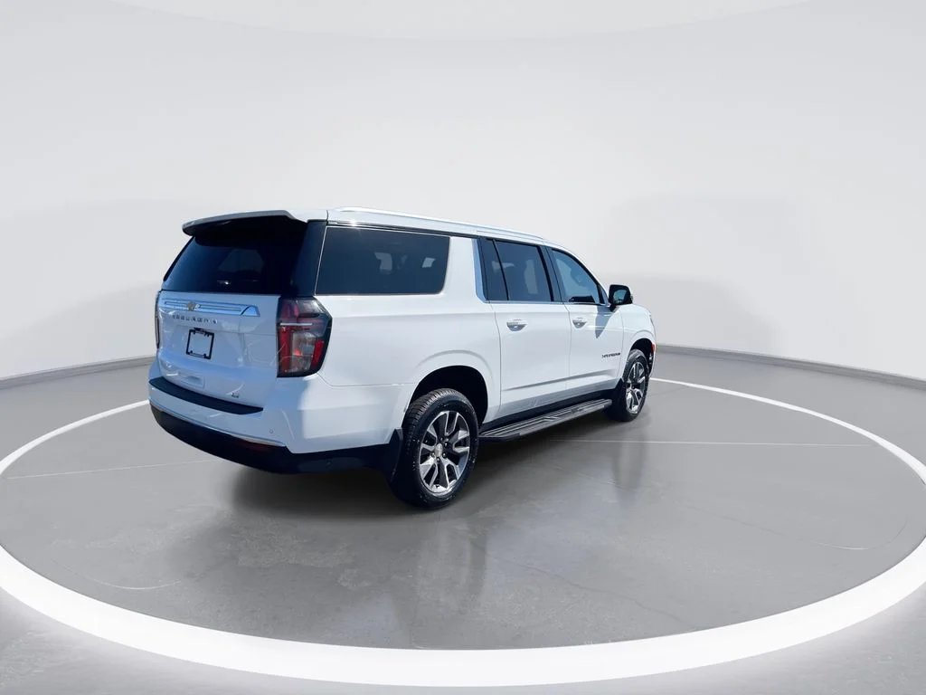 Used 2022 White Chevrolet LT image 8