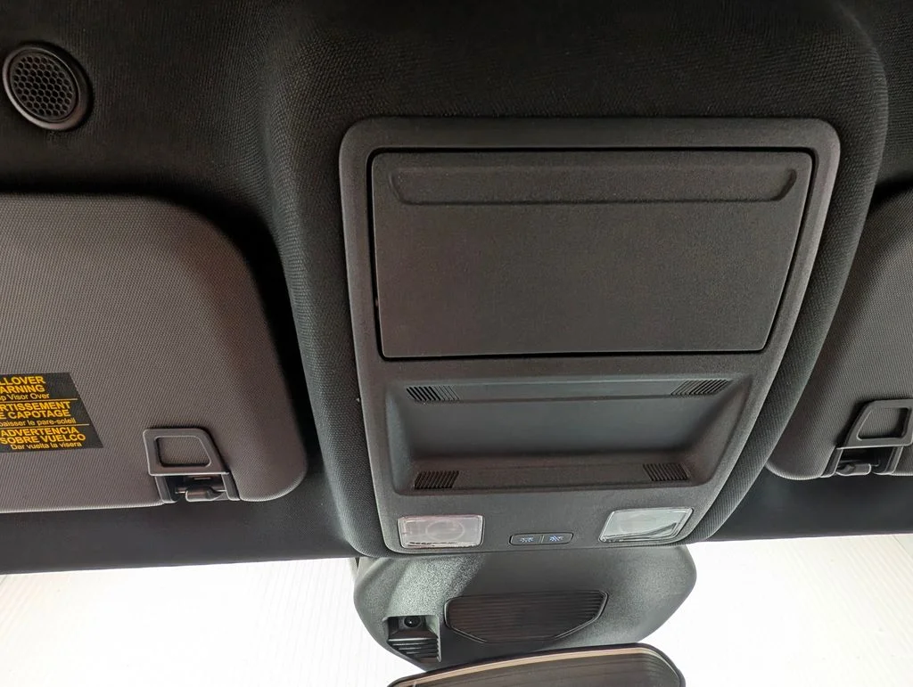 Certified Used 2025 Agate Black Metallic Ford ST-Line Select image 8